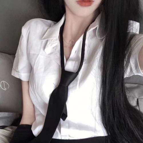 部长和社畜的恋情令人着急